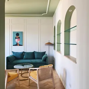 serendipity-luxury-apartments-brera.italymilanhotels.net/